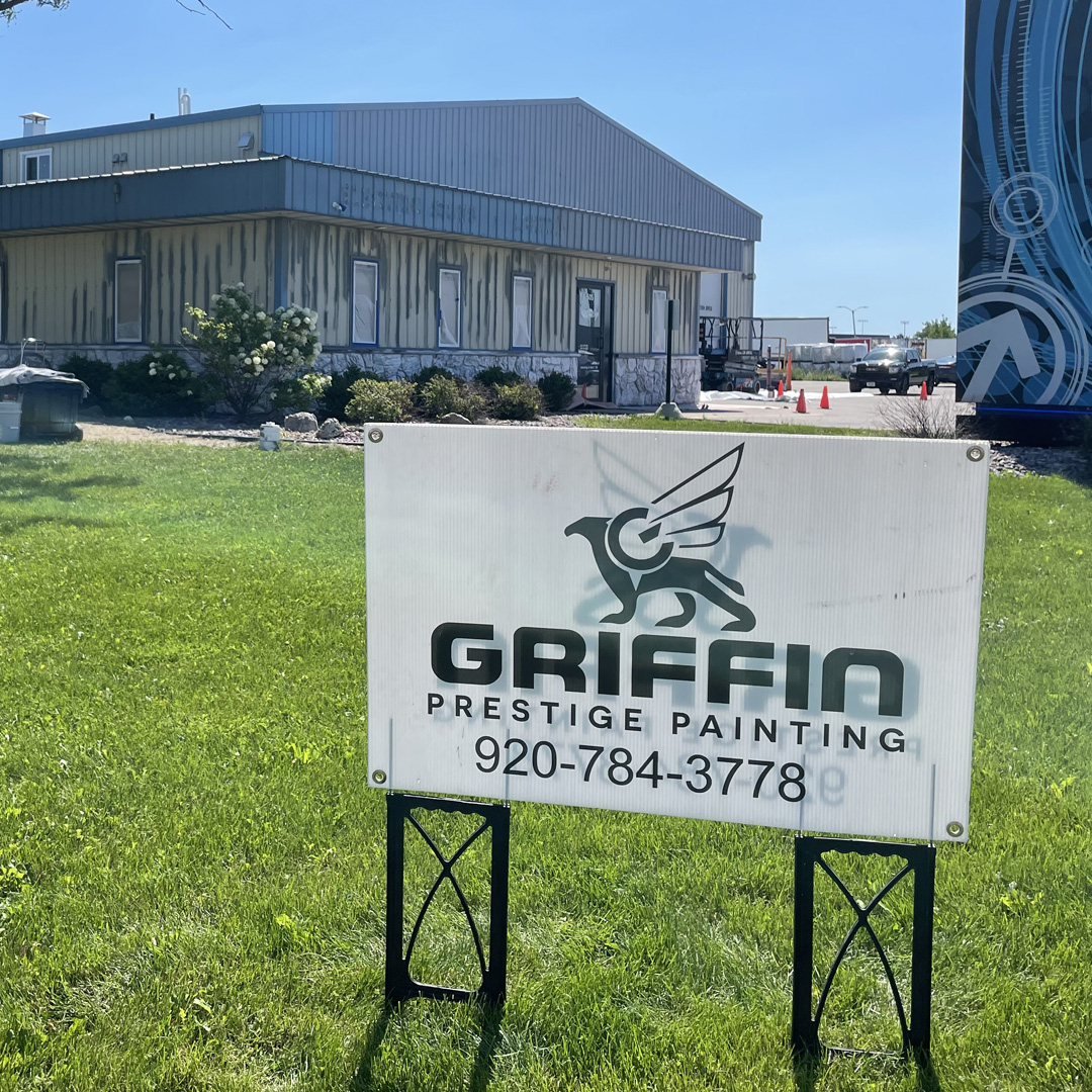 griffin prestige painting, green bay painter, painter near me, griffin paint, de pere painter, corporate painter